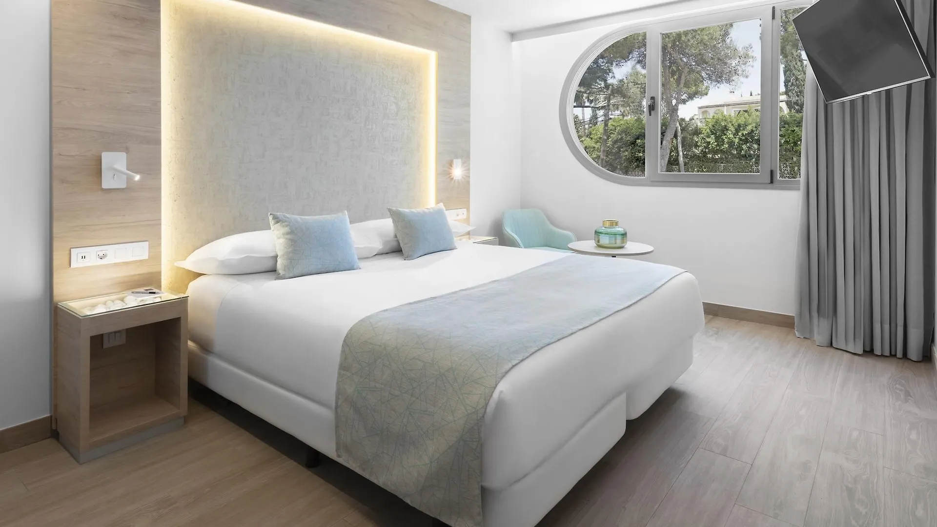 **** Hotel Elba Sunset Mallorca Thalasso Spa Palma Nova  Spain